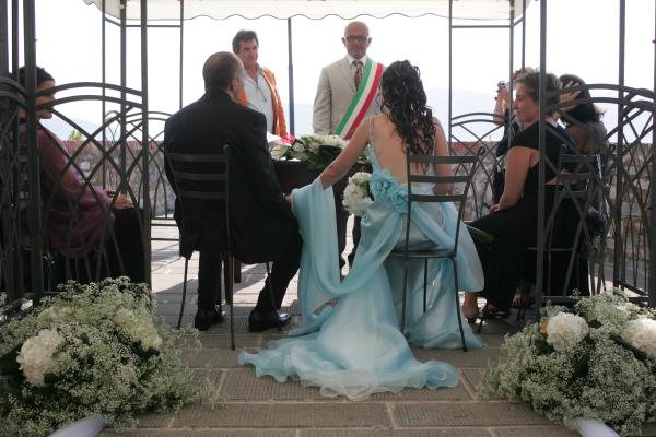 Matrimonio Castello Lerici Morgana Andrea abito sposa azzurro Juliet