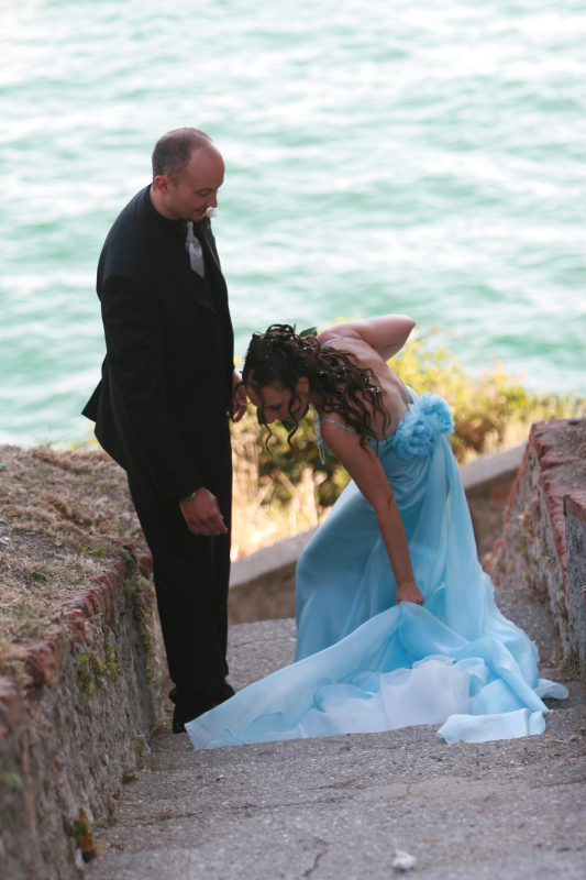 Matrimonio Castello Lerici Morgana Andrea abito sposa azzurro Juliet